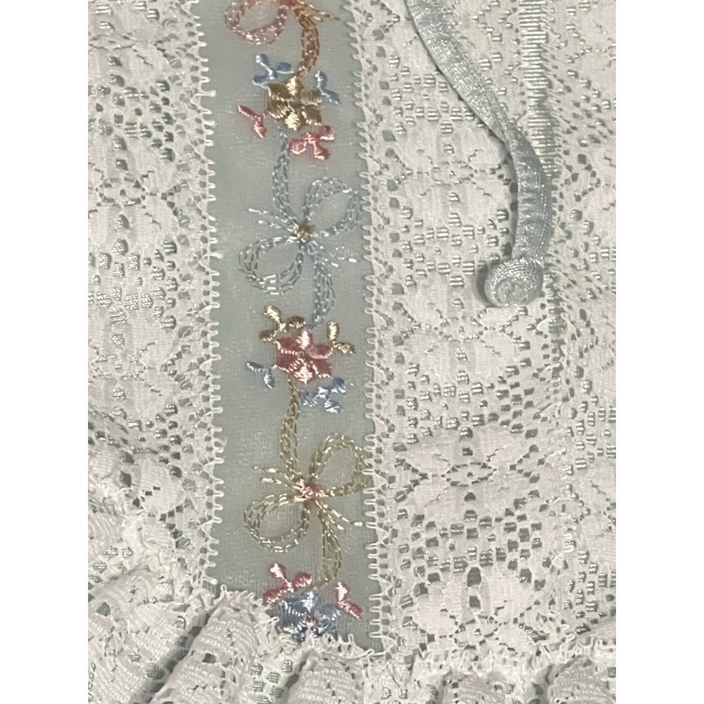 Vintage Nightgown Light Blue With‎ Lace Trim Size M Midi length GrannyCore Flaw - Picture 9 of 11